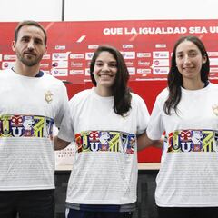Las capitanas de la U y la UC están listas para el clásico