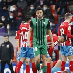 Chris Ramos frena el poderío del Éibar