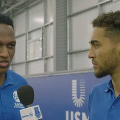 Compañero de Mina lo reta a entrevista en inglés