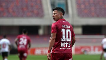 Futbol, Deportes La Serena vs Curico
Undecima fecha, campeonato Planvital 2022
El jugador de La Serena Leonardo Valencia, es fotografiado, durante el partido de primera division realizado en el estadio La Portada de La Serena, Chile.
23/04/2022
Hernan Contreras/Photosport
Football, Sports La Serena vs. Curico
Eleventh date, Planvital 2022 championship
La Serena's player Leonardo Valencia is photographed during the first division match held at the La Portada stadium in La Serena, Chile.
23/04/2022
Hernan Contreras/Photosport