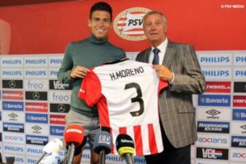 Héctor Moreno se despidió del fútbol español para llegar al PSV junto a Andrés Guardado.