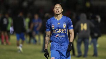 Carlos Salcedo sufre robo a mano armada en Guadalajara