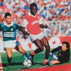 Freddy Rincón, Eduardo Niño y Santa Fe en una foto