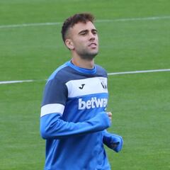 Rober Ibáñez sufre un esguince y será baja, mínimo, una semana