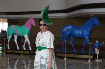 La moda de los sombreros imposibles llega a Dub¨¢i