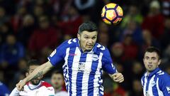 Daniel Torres y la llamada habitual a su guía religiosa