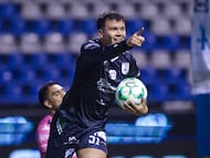 Ali Avila celebrates his goal 1-1 of Queretaro during the 17th round match between Puebla and Queretaro as part of the Liga BBVA MX Varonil, Torneo Clausura 2026 at Cuauhtemoc Stadium, on April 24, 2026 in Puebla, Mexico.