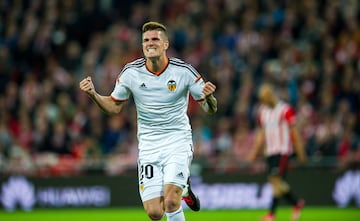 El actual jugador del Atl¨¦tico de Madrid lleg¨® al Valencia procedente del Racing en la 14/15.