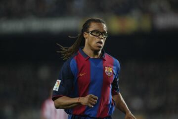 El holandés era mundialmente reconocido por sus rastas y sus gafas durante los partidos. Apodado el 'pitbull', Davids participó en algunas de las mejores temporadas de Ajax y Milán. Ha pasado por los otros dos grandes equipos de Italia, Inter y Juventus. 