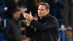 Lampard says Chelsea can take advantage of “wounded” Arsenal