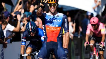 Matthews celebra su tercer triunfo en el GP de Québec.