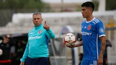 Álvarez sorprende a todos otra vez: el nuevo lateral que creó en la U