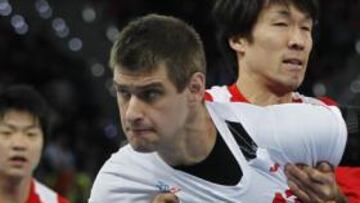 España no da tregua a la débil Japón