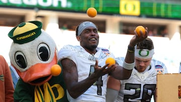 A ticket to the national championship game is on the line today, as the Mercedes-Benz Stadium hosts the second 2025-26 CFP semifinal.