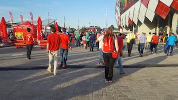 Así se vive la previa de Chile-Camerún en Moscú. 