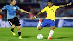 Brasil golea de visita a Uruguay con 'triplete' de Paulinho