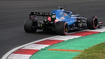 Alonso, con el Alpine en Turquía.