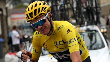 FILE PHOTO - TEAM SKY CYCLIST CHRIS FROOME CLEARED BY UCI IN ANTI DOPING INVESTIGATION PARIS, FRANCE - JULY 23:  Christopher Froome of Great Britain riding for Team Sky in the yellow leader&#039;s jersey celebrates his fourth General Classification overal