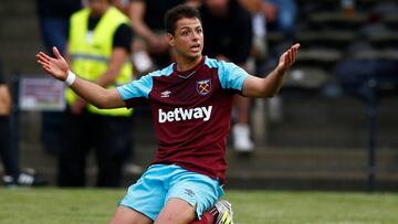 Chicharito disputó sus primeros minutos con West Ham