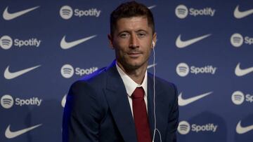 BARCELONA, SPAIN - AUGUST 05: Robert Lewandowski, Polish forward, during the his presentation like a new player at the Camp Nou stadium in Barcelona on August 05, 2022. (Photo by ADRIA PUIG/Anadolu Agency via Getty Images)