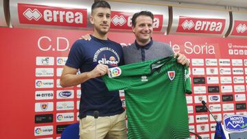 El Numancia presenta al portero Dani Barrio