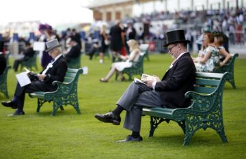 Vuelve Ascot: sombreros imposibles y mucho glamour