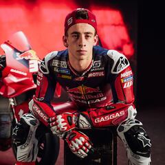 Acosta puede quitarle en Jerez otro récord a Márquez