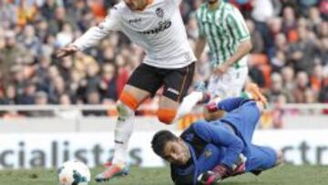 Piatti, baja cinco semanas por una rotura de fibras