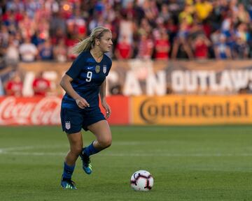 Posición: Centrocampista
Equipo: Portland Thorns FC

