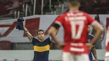 Argentina&#039;s Boca Juniors Carlos Tevez celebrates after scoring against Brazil&#039;s Internacional during their closed-door Copa Libertadores round before the quarterfinals football match at Beira Rio stadium in Porto Alegre, Brazil, on December 2, 2020. (Photo by DIEGO VARA / various sources / AFP)