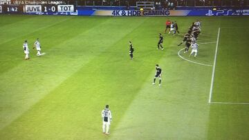 Fuera de juego de Higuaín en el primer gol de la Juve