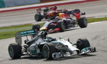 Nico Rosberg durante la carrera de fórmula uno del Gran Premio de Malaisia, en el Circuito Internacional de Sepang.