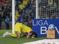 during the 5th round match between America and Monterrey as part of the Liga BBVA MX, Torneo Clausura 2026 at Ciudad de los Deportes Stadium, on February 07, 2026 in Mexico City, Mexico.
