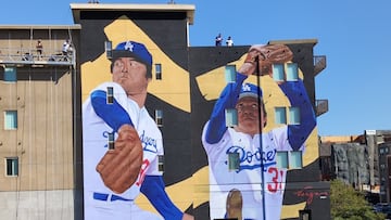 El imperdible mural en honor al ‘Toro’ Valenzuela en Los Ángeles