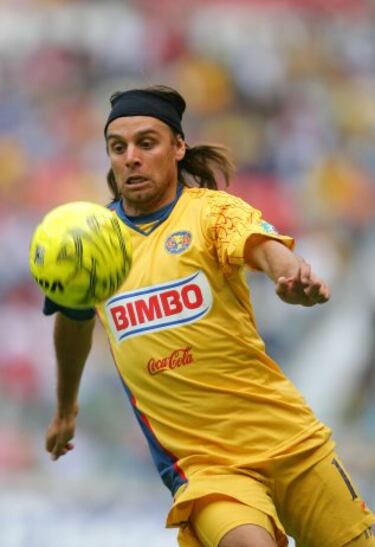 Del amor al odio: futbolistas que defendieron a América y Cruz Azul