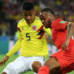 Barrios recibe amarilla y se perdería el partido de cuartos