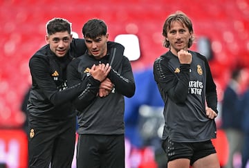 Federico Valverde, Brahim Diaz y Luka Modric.