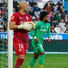 El Leganés se desangra en defensa pese a Dmitrovic