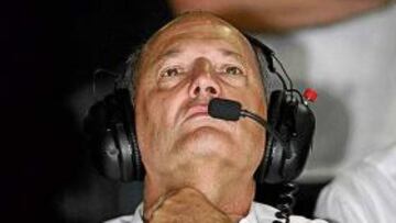 <b>ÉL DECIDE. </b>Dennis tiene la llave de la salida de Alonso de McLaren.
