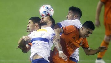 Chofis López soltó patada sin balón y casi se arma una pelea