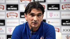 Croatia&#039;s coach Zlatko Dalic gives a press conference at the Roschino Arena, outside Saint Petersburg, on June 27, 2018, during the Russia 2018 World Cup football tournament.  / AFP PHOTO / GABRIEL BOUYS