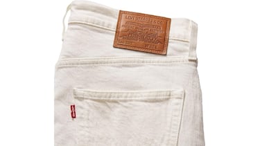 Levi’s 511: los pantalones vaqueros que son tendencia entre los hombres debido a su color crudo y ajuste ‘slim’