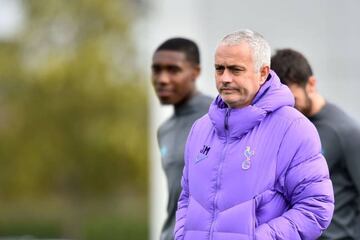 Tottenham Hotspur's Portuguese head coach Jose Mourinho.