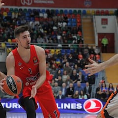 Nando de Colo no tiene piedad del Valencia Basket