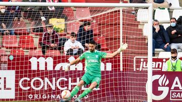 Bernabé Barragán, guardameta y capitán del Albacete.