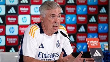 El entrenador del Real Madrid, Carlo Ancelotti, en una rueda de prensa en la ciudad deportiva del club en Valdebebas.