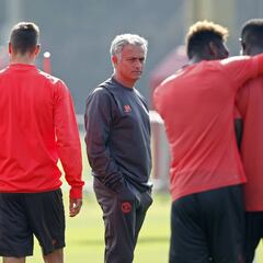 Mourinho, ante el Feyenoord sin cinco de sus titulares