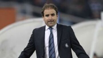 El entrenador de la Real Sociedad, Jagoba Arrasate, durante el partido de la vigésimo séptima jornada de Liga en Primera División que Real Sociedad y Rayo Vallecano disputan esta noche en el estadio de Anoeta, en San Sebastián.