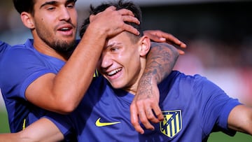 Rubén Gómez celebra su gol al Arsenal en la Youth League.