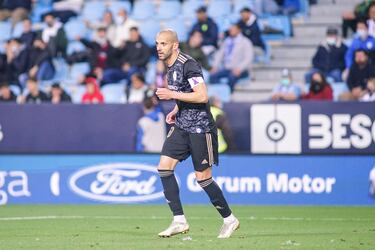 Yuri de Souza es un delantero que juega actualmente en la Ponferradina. Con 40 años a sus espaldas, ha estado tanto en varios equipos de Portugal, como en España. En el extranjero ha estado en el FC Maia, Boavista FC, Gil Vicente FC y Estoril Praia. En España ha estado en el Pontevedra CF, Las Palmas y Ponferradina. También estuvo en China durante una sola temporada, en el Qingdao Huanghai durante una temporada. Lleva un total de 565 partidos disputados y un registro goleador de 216 tantos en todos los equipos en los que ha estado.